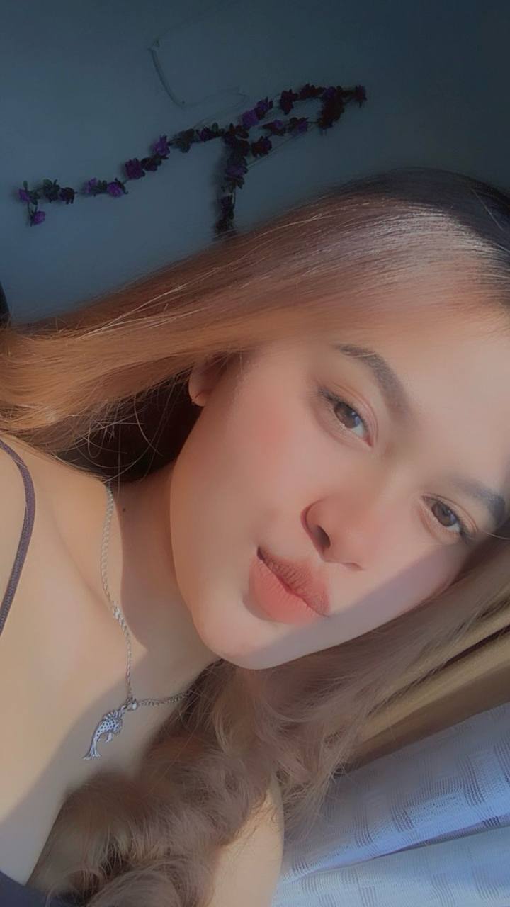 Foto profil Evisr content creator beauty dan fashion